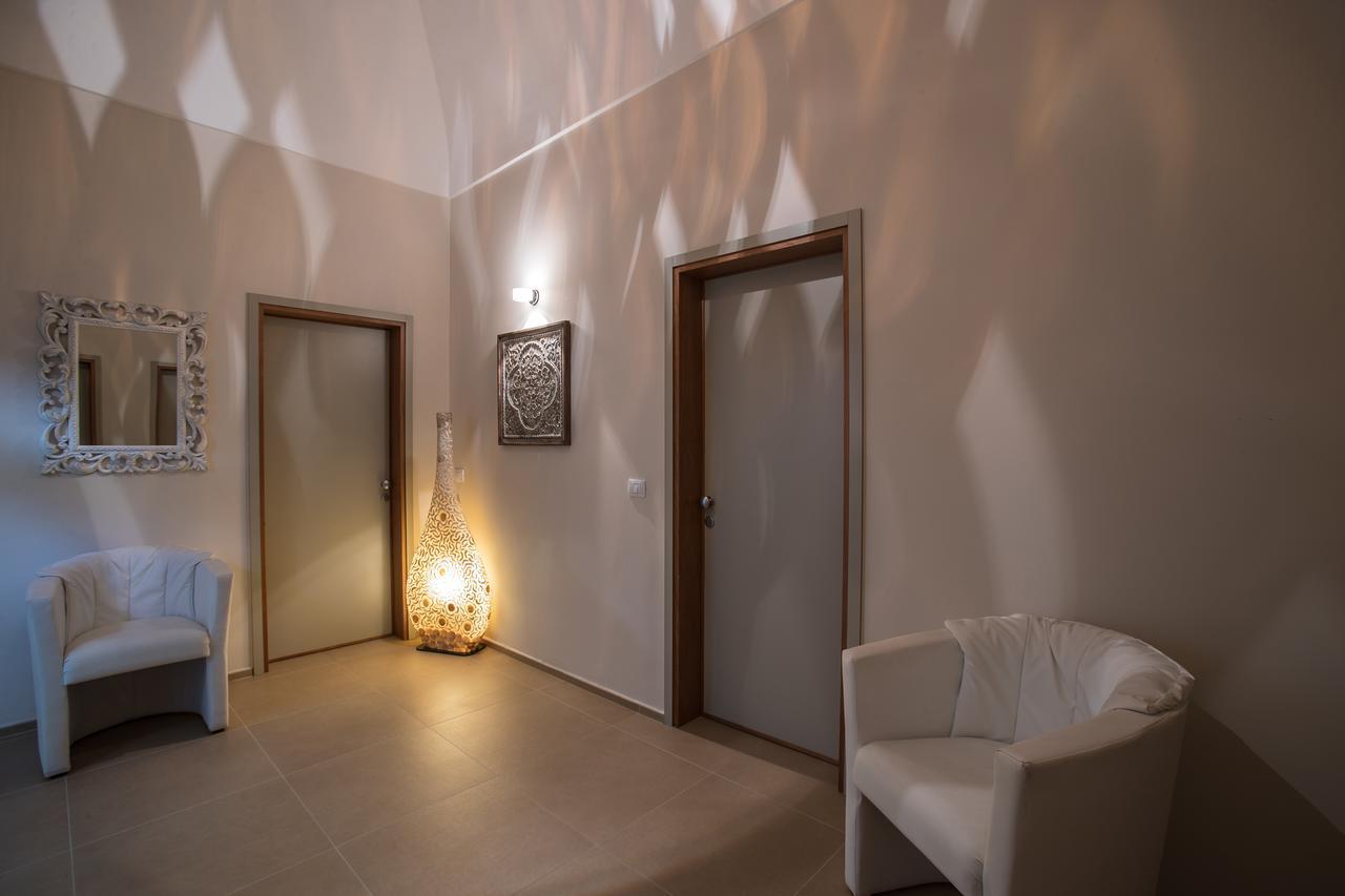 Palazzo Perla Bed & Breakfast Gallipoli Exterior photo