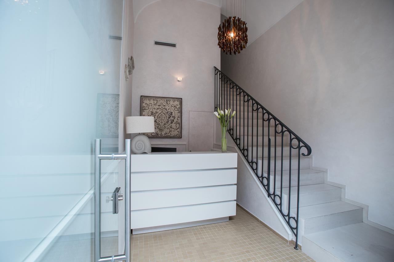 Palazzo Perla Bed & Breakfast Gallipoli Exterior photo